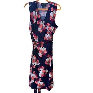 Donna Morgan Floral Faux Wrap Navy Dress. “Slinky” Knit. Waist Tie sz20W